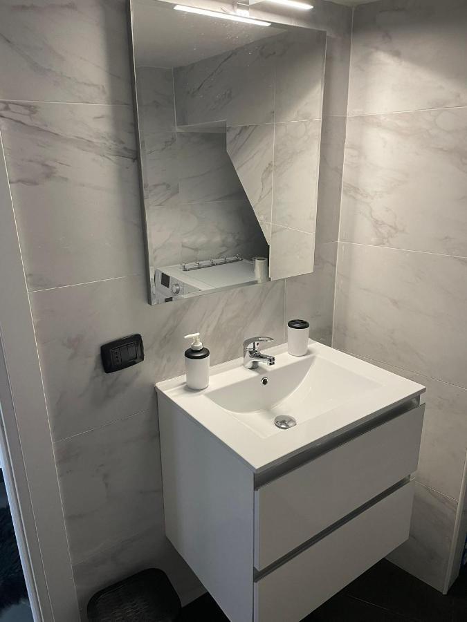 Dimora San Gennaro Apartment Naples